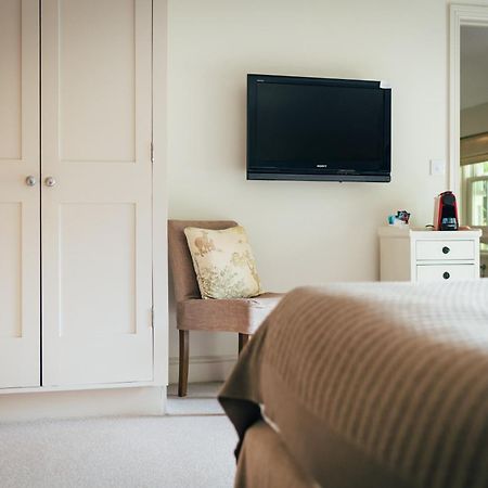 The East End Arms Hotel Lymington Buitenkant foto