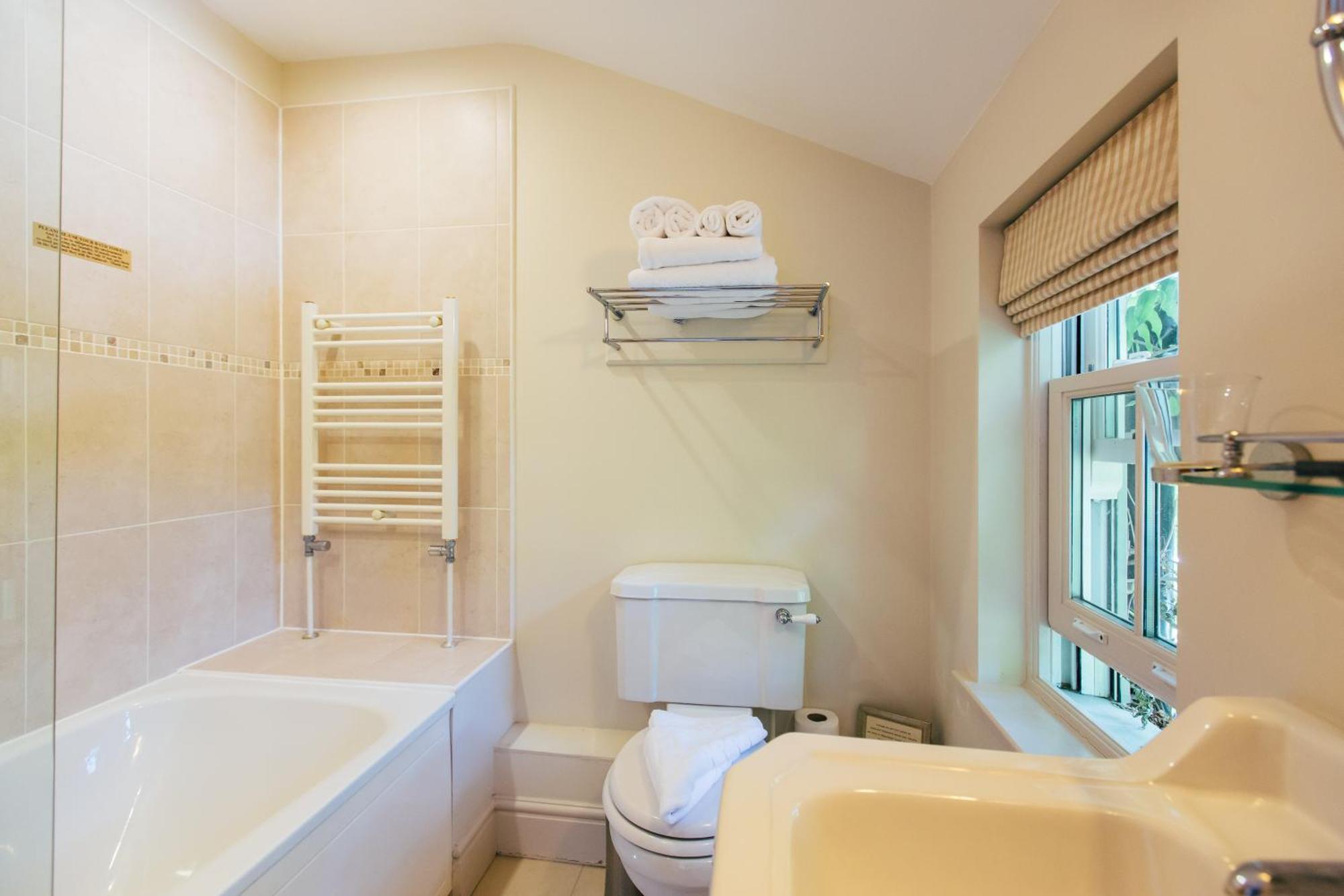 The East End Arms Hotel Lymington Kamer foto